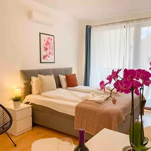 Opera Apartmán